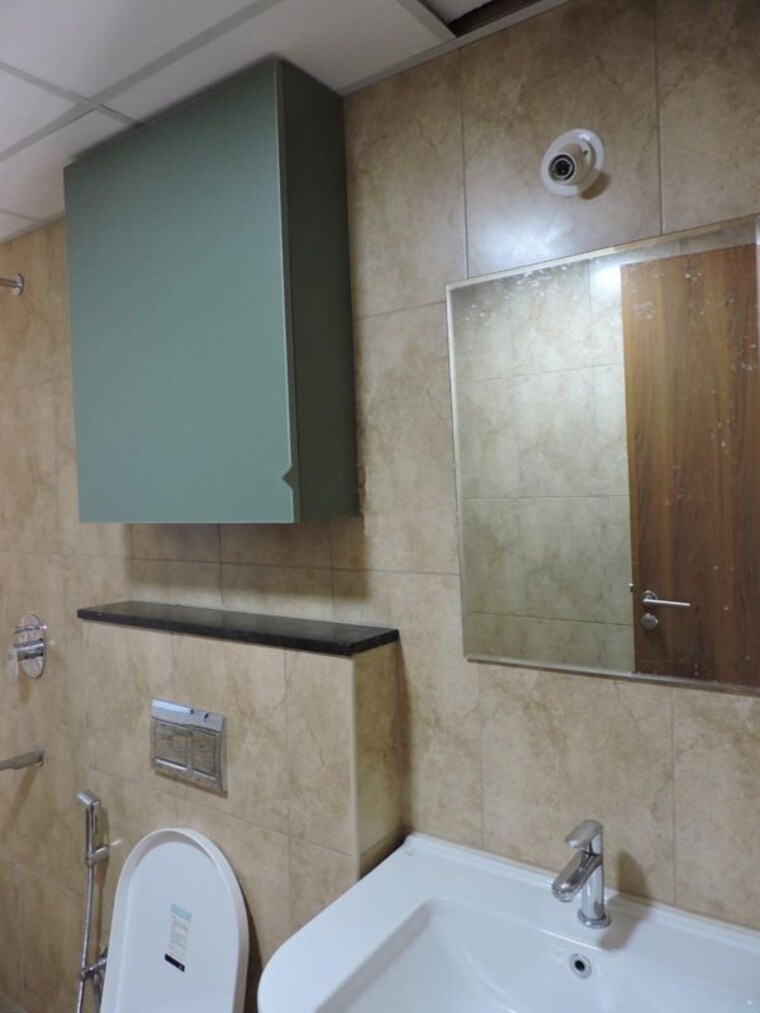 Bathroom, prestige-sunrise-park 3 Bedroom 1600 Sq.Ft. Apartment In Electronic City Phase I Bangalore 10453393