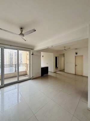 Room in 3 BHK Apartment at Tulip Violet, Sector 69 – for Rent