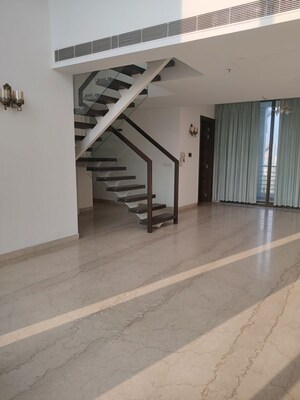 Staircase in 3.5 BHK Apartment at M3M Golf Estate, Sector 65 – for Rent