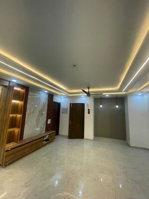 Room in 3 BHK Apartment at SG Orchard, Raj Nagar Extension – for Sale