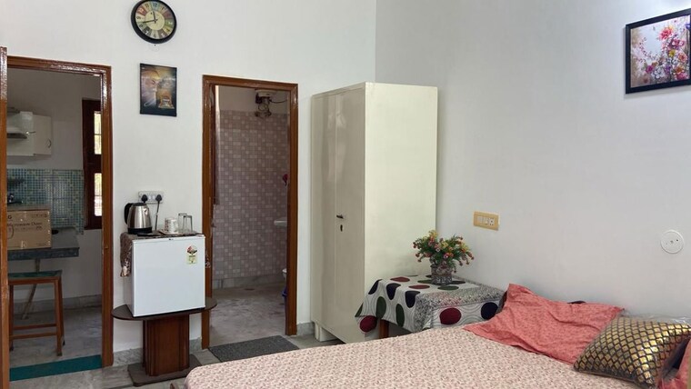 Living Room, bhai randhir singh nagar 2.5 Bedroom 120 Sq.Yd. Apartment In Bhai Randhir Singh Nagar Ludhiana 10453439