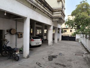 Parking in 2 BHK Apartment at Kt Nagar – for Sale