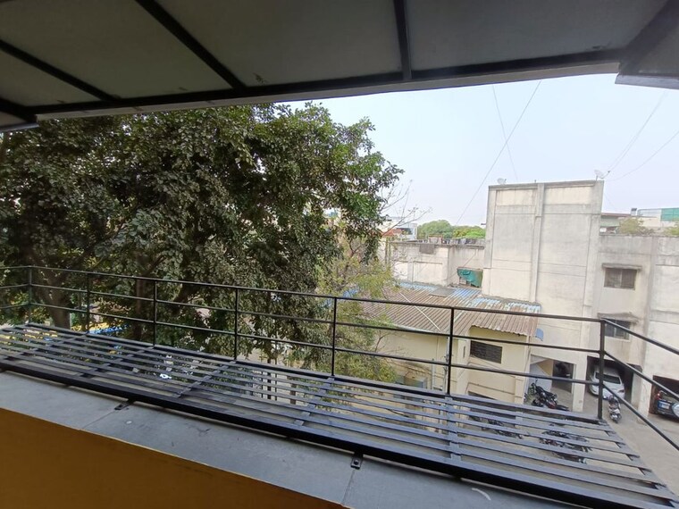 Balcony, kt nagar 2 Bedroom 950 Sq.Ft. Apartment In Kt Nagar Nagpur 10453412