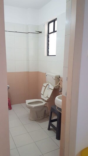 Attached Bathroom in 3 BHK Apartment at Mahatma Society – for Rent