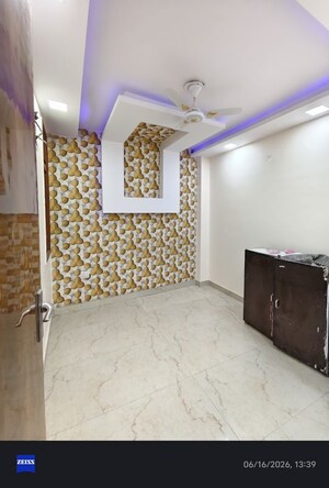 Bedroom in 3 BHK Builder Floor at Jawahar Nagar – for Sale