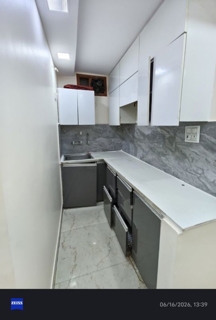 Kitchen, jawahar nagar 3 Bedroom 810 Sq.Ft. Builder Floor In Jawahar Nagar Delhi 10453500