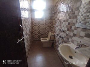 Bathroom in 1 BHK Builder Floor at Neb Sarai – for Rent