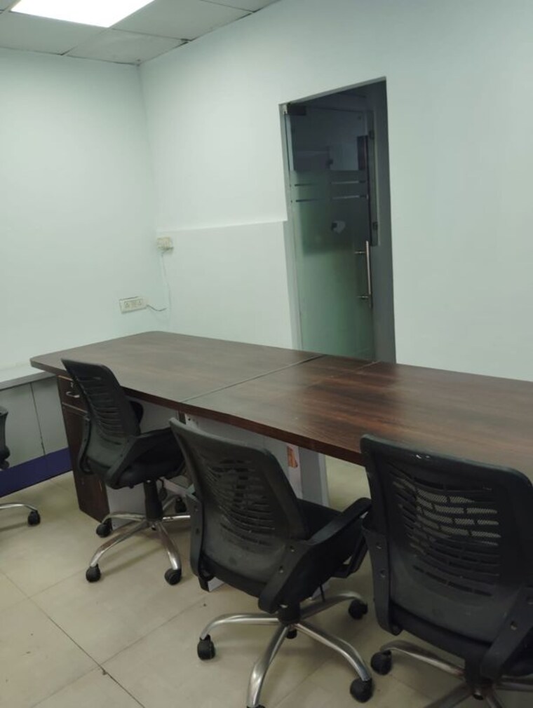 Team Area, levana-cyber-heights Commercial Office Space 1000 Sq.Ft. In Vibhuti Khand Lucknow 10453530