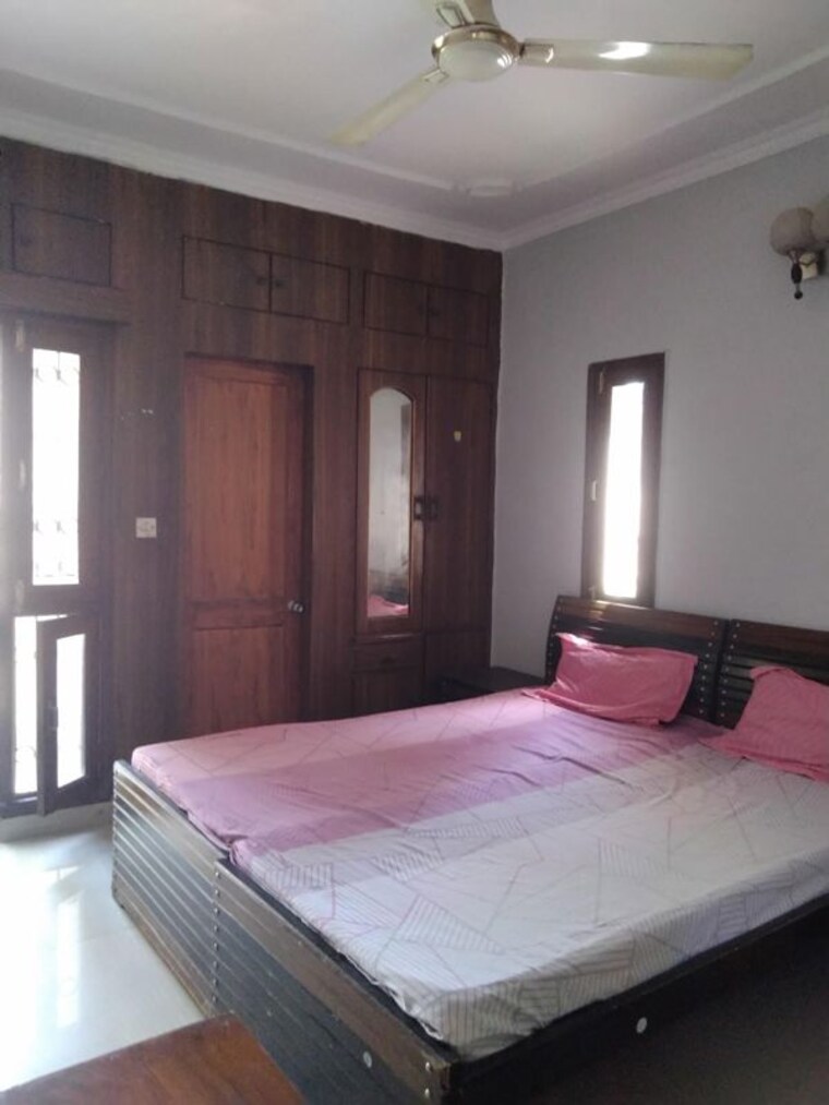 Bedroom, vasant kunj 2 Bedroom 1100 Sq.Ft. Apartment In Vasant Kunj Delhi 10453585