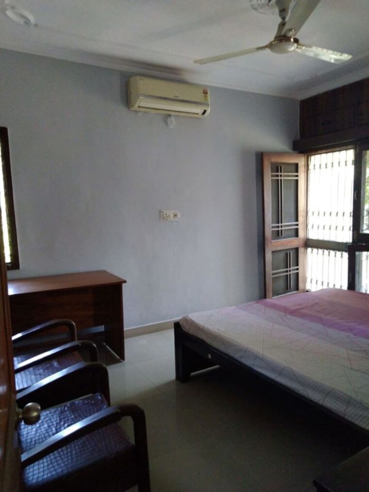 Bedroom, vasant kunj 2 Bedroom 1100 Sq.Ft. Apartment In Vasant Kunj Delhi 10453585
