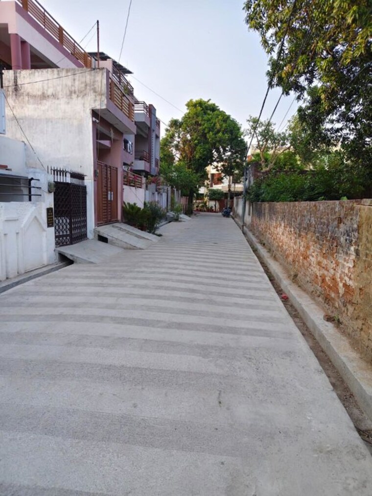 undefined, gaurabagh  3200 Sq.Ft. Plot In Gaurabagh Lucknow 10453608
