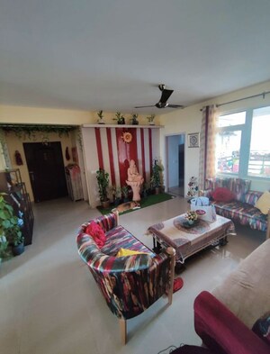 Bedroom in 4 BHK Apartment at Stellar MI Legacy, Zeta I Greater Noida – for Rent