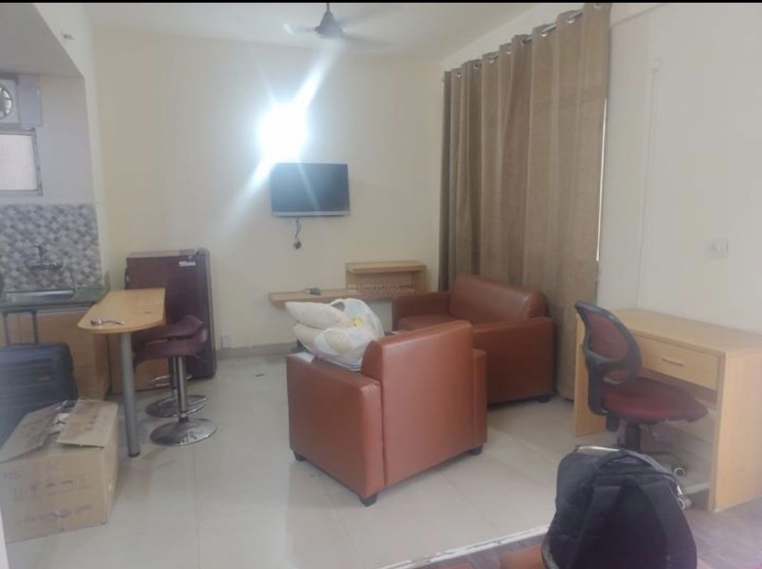 StudioApartment For Rent in Supertech Czar Suites