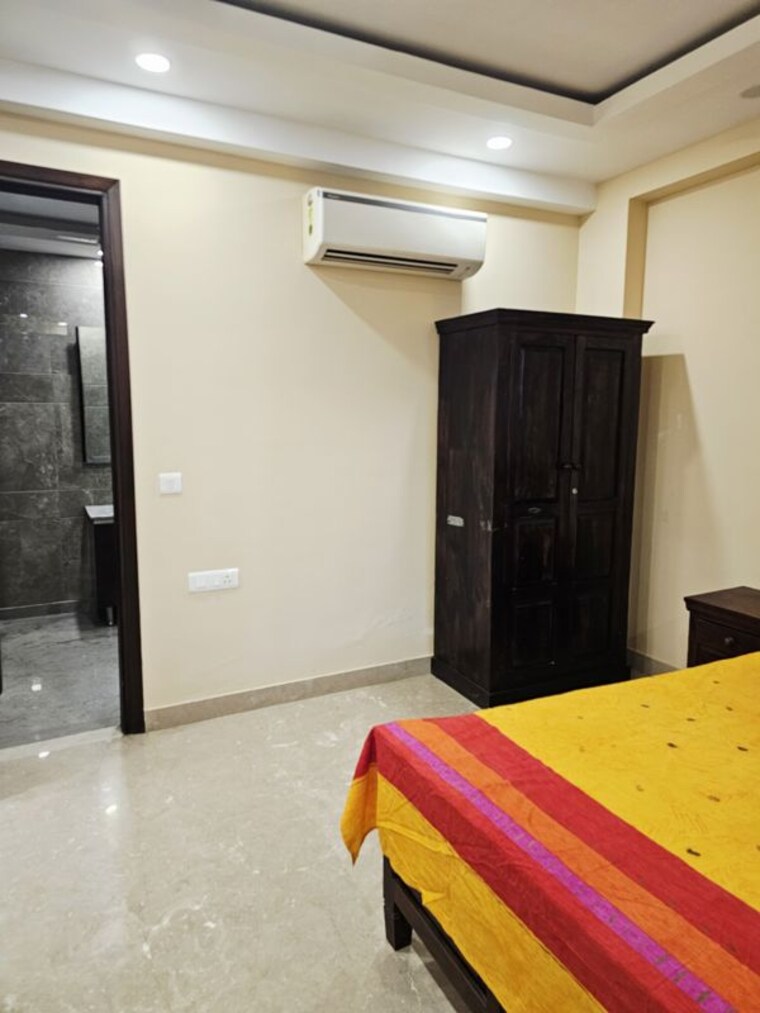 Bedroom, saket 4 Bedroom 300 Sq.Yd. Builder Floor In Saket Delhi 10453681