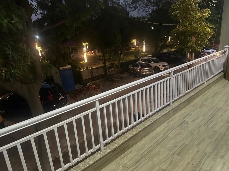 Balcony, vipul-world-plots 3 Bedroom 1900 Sq.Ft. Builder Floor In Sector 48 Gurgaon 10453712
