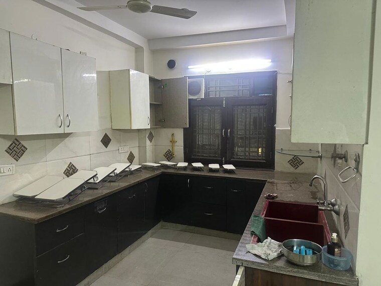 Team Area, vipul-world-plots 3 Bedroom 1900 Sq.Ft. Builder Floor In Sector 48 Gurgaon 10453712
