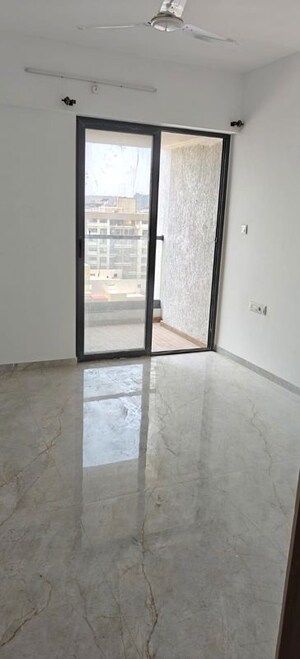 Room in 3 BHK Apartment at Majestique Signature Towers, Balewadi – for Rent