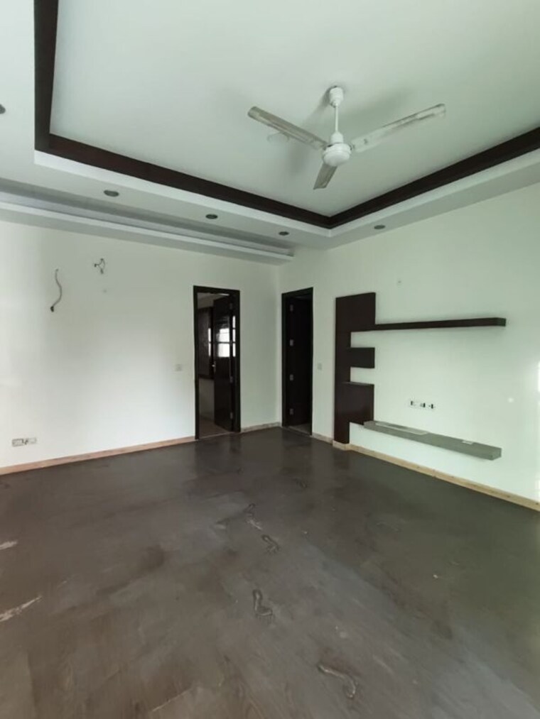 Room, meffier-golden-park 3 Bedroom 1500 Sq.Ft. Builder Floor In Sohna Sector 4 Gurgaon 10453729