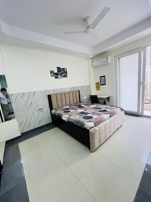 Bedroom in 1 RK Builder Floor at Sector 44 – for Rent