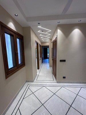 Building Lobby in 3 BHK Builder Floor at Sarvodaya Enclave – for Rent