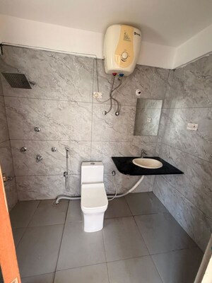 Bathroom in 3 BHK Apartment at Garden Apartments, Vittal Mallya Road – for Rent