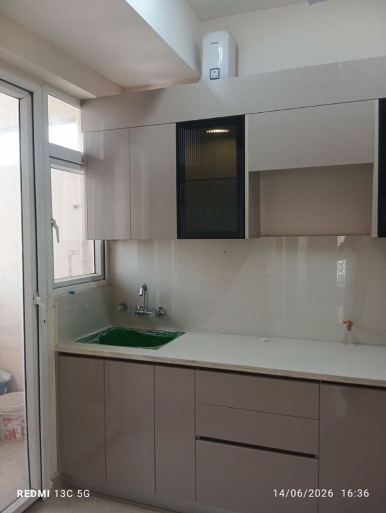 Kitchen, signature-global-prime-phase-2 2 Bedroom 1200 Sq.Ft. Apartment In Sector 63a Gurgaon 10453842