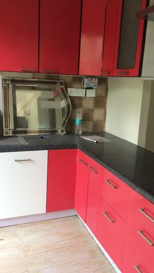 Kitchen in 2.5 BHK Builder Floor at Palam Vihar Residents Association, Palam Vihar – for Rent