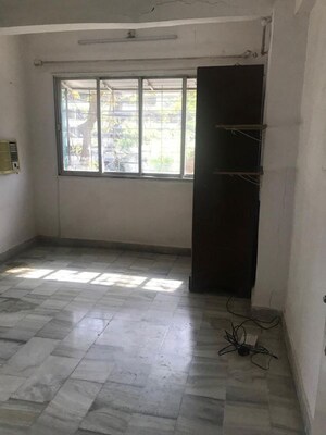 Room in 1 BHK Apartment at Bandra West – for Rent