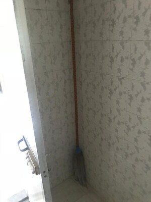 Bathroom in 1 BHK Apartment at Bandra West – for Rent
