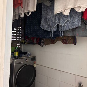 Washroom in 2.5 BHK Apartment at Sharda Vihar – for Rent