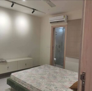Room in 3 BHK Penthouse at Mehrauli – for Sale