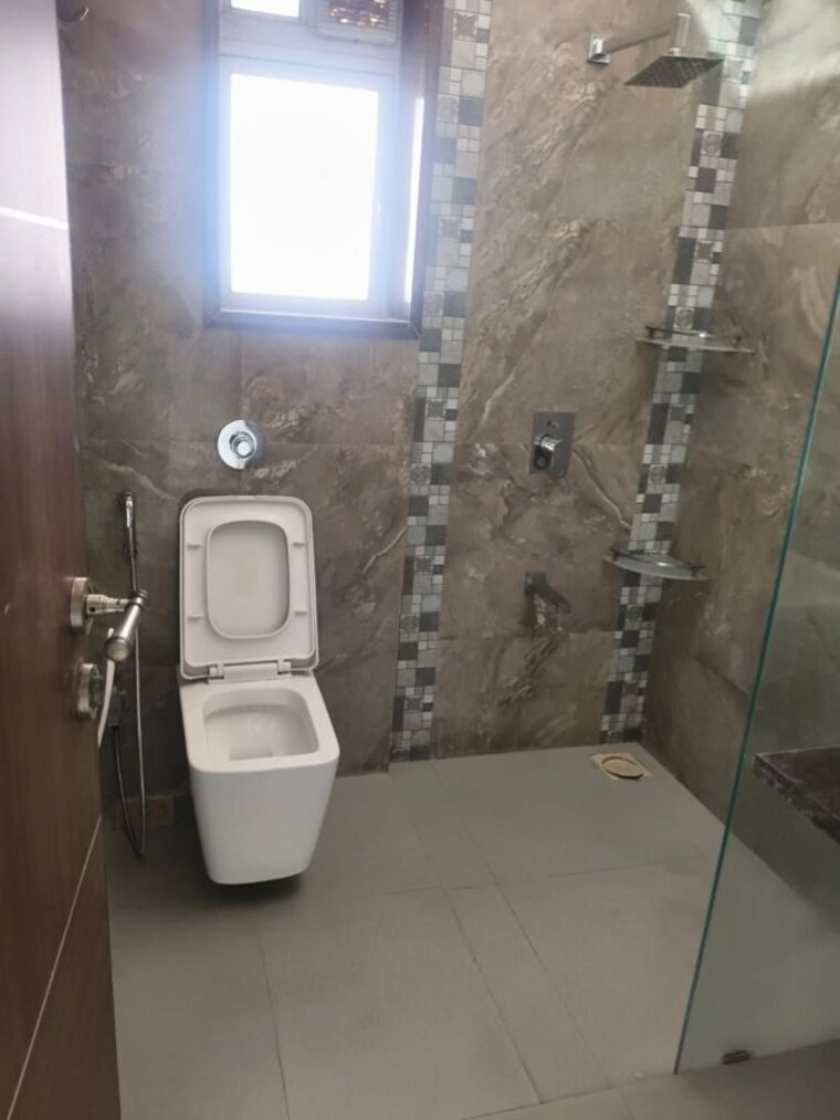 Bathroom, veena-crest 3 Bedroom 956 Sq.Ft. Apartment In Andheri West Mumbai 9691043