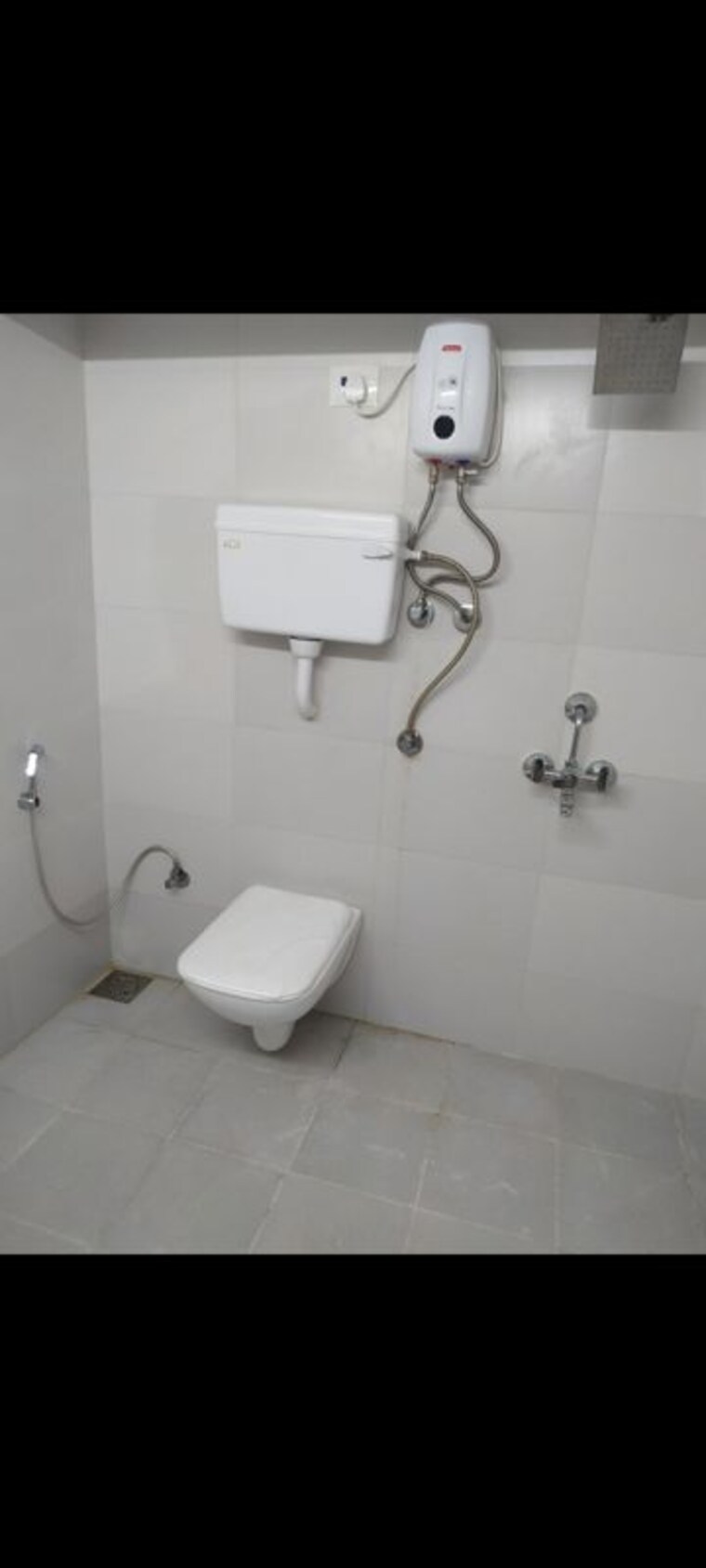 Bathroom, ashish-chs-vile-parle-west 2 Bedroom 100000 Sq.Ft. Apartment In Vile Parle West Mumbai 10454013