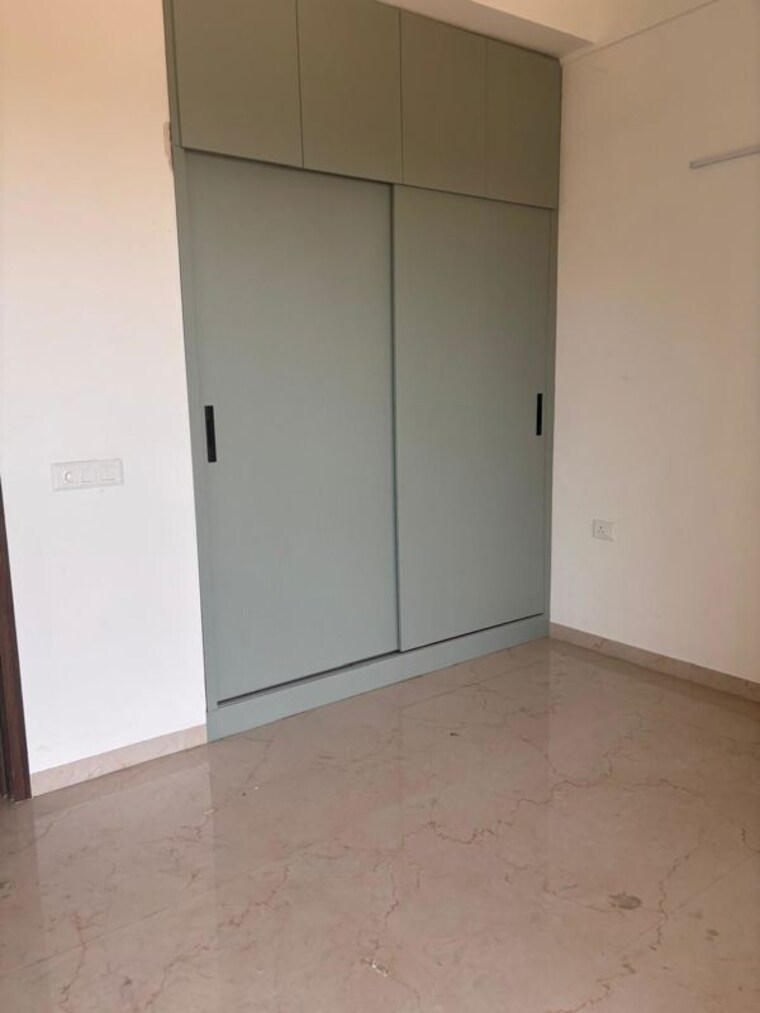 Room, smart-world-orchard 2 Bedroom 1200 Sq.Ft. Apartment In Sector 61 Gurgaon 10454029