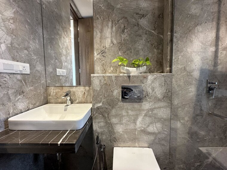 Bathroom, prestige-jasdan-classic 4 Bedroom 2300 Sq.Ft. Apartment In Mahalaxmi Mumbai 10454055