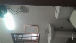 Bathroom in 3.5 BHK Builder Floor at Eros Rosewood City, Sector 49 – for Rent
