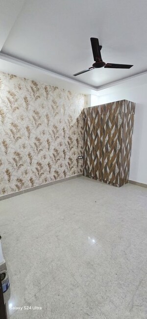 Bedroom in 2 BHK Builder Floor at Sector 73 – for Sale
