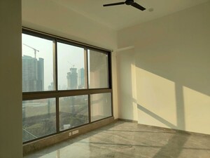 Room in 2 BHK Apartment at Prestige Jasdan Classic, Mahalaxmi – for Rent