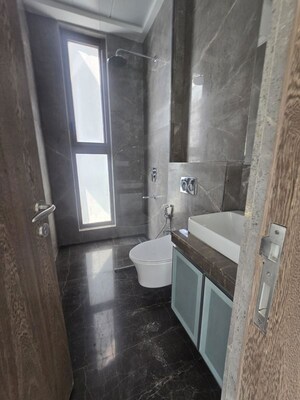 Bathroom in 3 BHK Apartment at Prestige Jasdan Classic, Mahalaxmi – for Rent