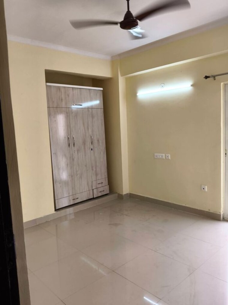 Room, trident-embassy 4 Bedroom 2260 Sq.Ft. Apartment In Sector 1 Greater Noida Greater Noida 10454089