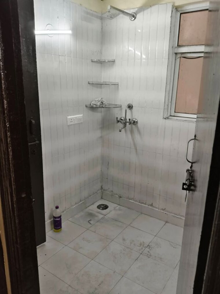 Bathroom, trident-embassy 4 Bedroom 2260 Sq.Ft. Apartment In Sector 1 Greater Noida Greater Noida 10454089
