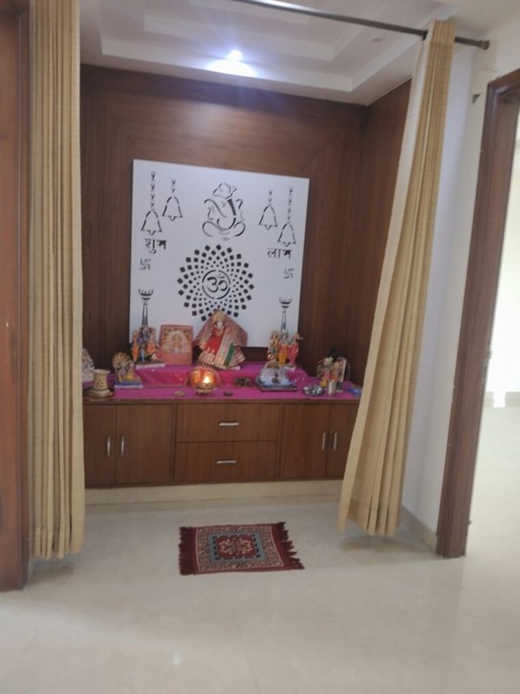 Living Room, sector 21c 4 Bedroom 500 Sq.Yd. Builder Floor In Sector 21c Faridabad 10454087