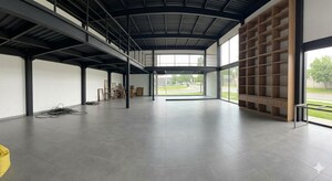  Showroom For Rent in Kundanoor