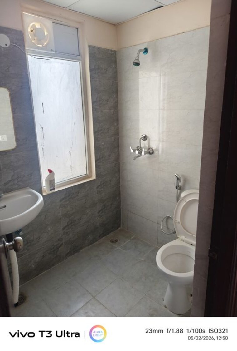 Bathroom, amrapali-o2-valley 2 Bedroom 805 Sq.Ft. Apartment In Tech Zone 4 Greater Noida Greater Noida 10362863