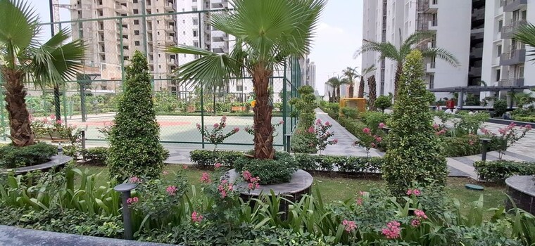 Garden, sikka-kaamya-greens 2 Bedroom 980 Sq.Ft. Apartment In Sector 10 Greater Noida Greater Noida 10454126