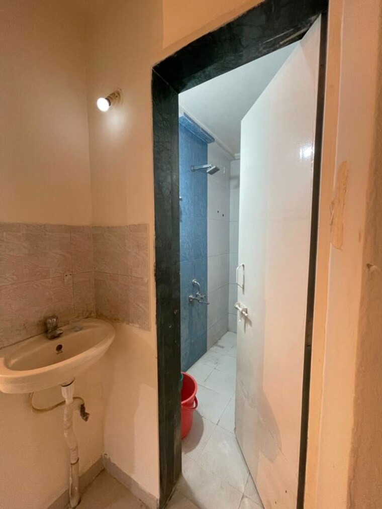 Bathroom, kranti nagar 1 Bedroom 551 Sq.Ft. Apartment In Kranti Nagar Pune 10454114