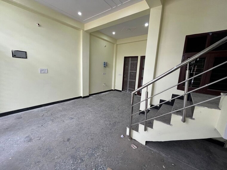  Parking, surat nagar phase 2 3 Bedroom 1500 Sq.Ft. Builder Floor In Surat Nagar Phase 2 Gurgaon 10454170