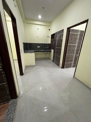 Room in 3 BHK Builder Floor at Surat Nagar Phase 2 – for Rent