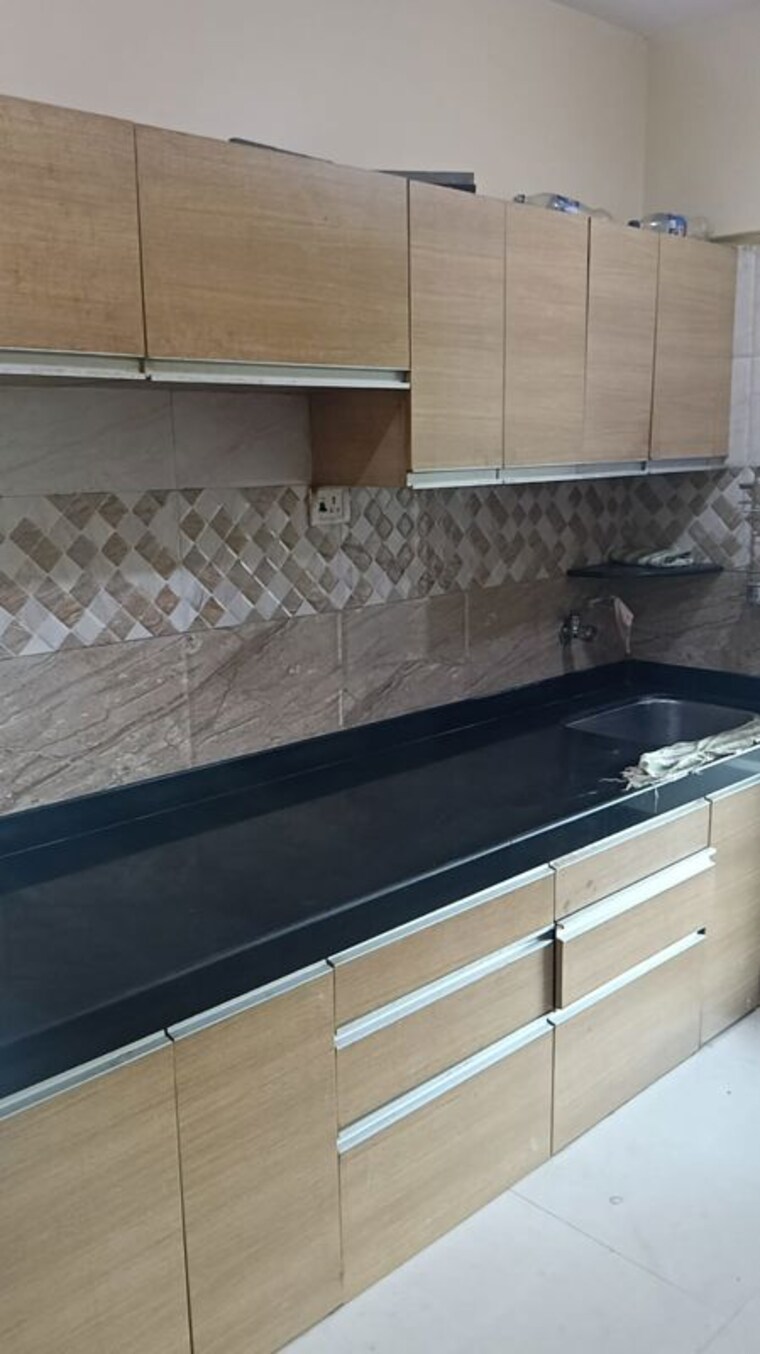 Kitchen, vile parle west 2 Bedroom 900 Sq.Ft. Apartment In Vile Parle West Mumbai 10425380