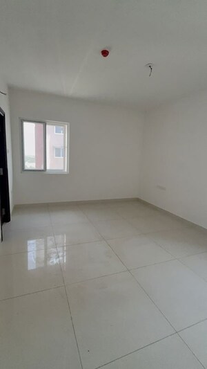 Room in 2 BHK Apartment at Aparna Sarovar Zicon, Nallagandla – for Sale